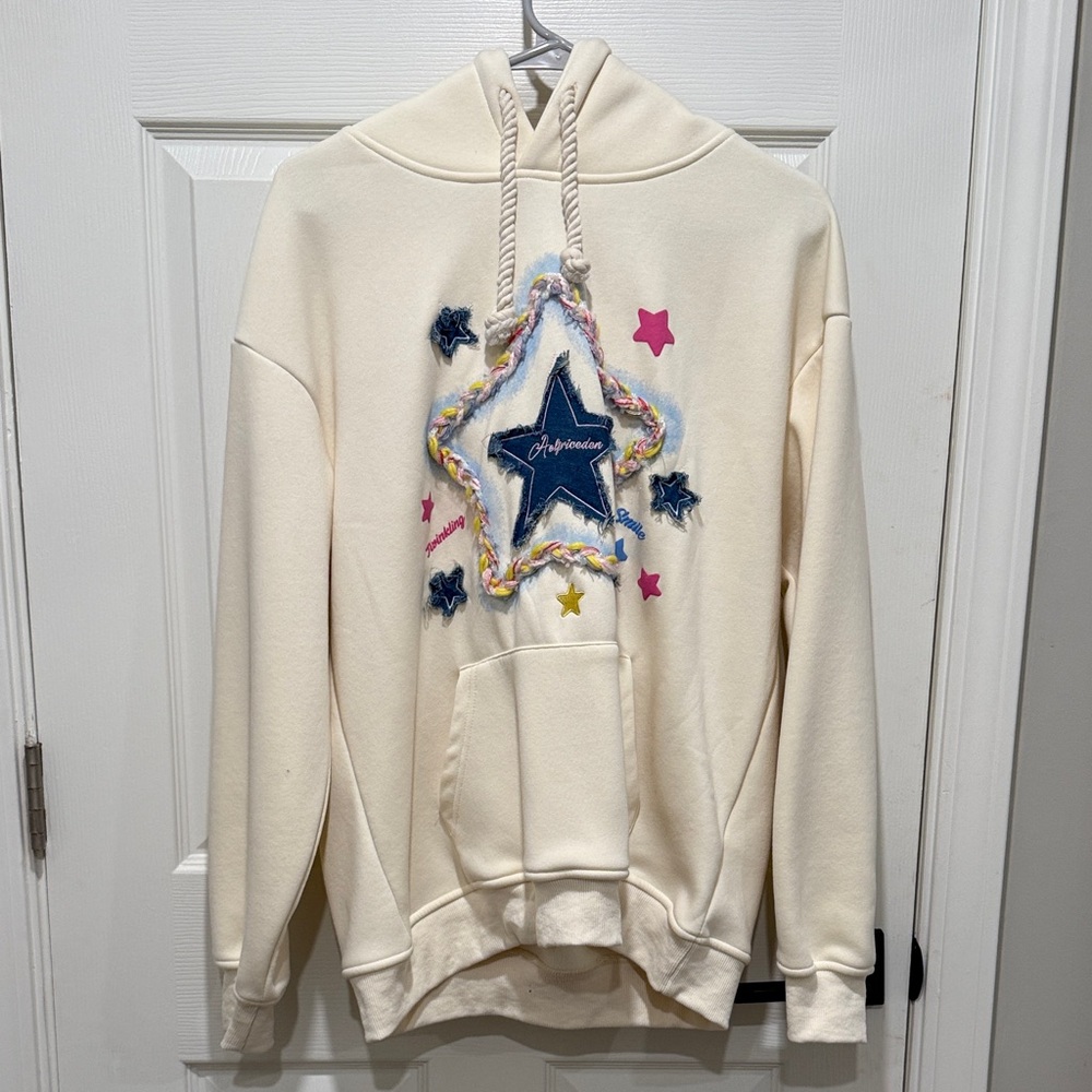 Aelfric Eden Cream Hoodie with Star Design